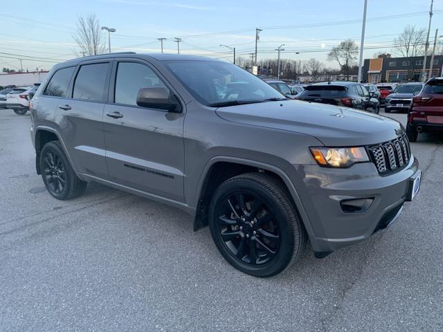 used 2022 Jeep Grand Cherokee car, priced at $28,999