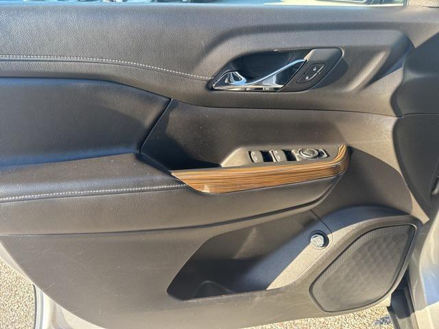 used 2019 GMC Acadia car, priced at $19,499