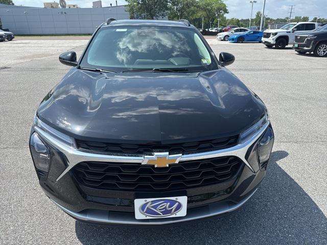 new 2025 Chevrolet Trax car, priced at $24,880