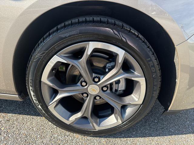 used 2024 Chevrolet Malibu car, priced at $20,999