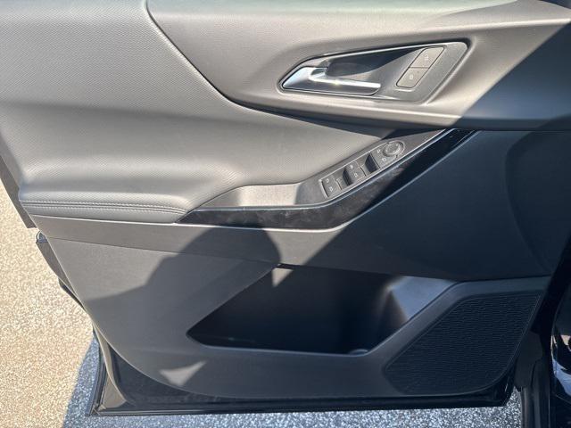 new 2026 Chevrolet Equinox car, priced at $30,320