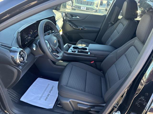 new 2026 Chevrolet Equinox car, priced at $30,495