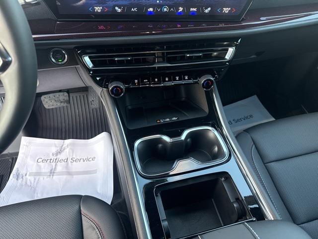 new 2026 Chevrolet Traverse car, priced at $56,380