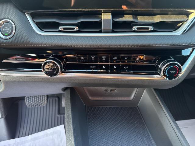 new 2026 Chevrolet Equinox car, priced at $31,315