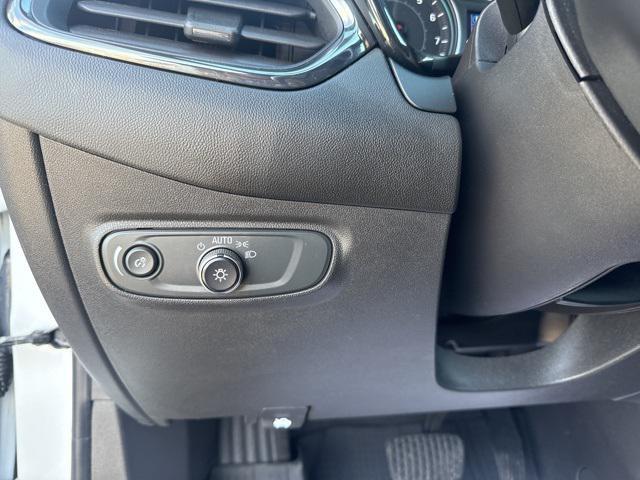 used 2022 Chevrolet Equinox car, priced at $24,499