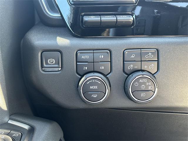 new 2026 Chevrolet Silverado 1500 car, priced at $69,070