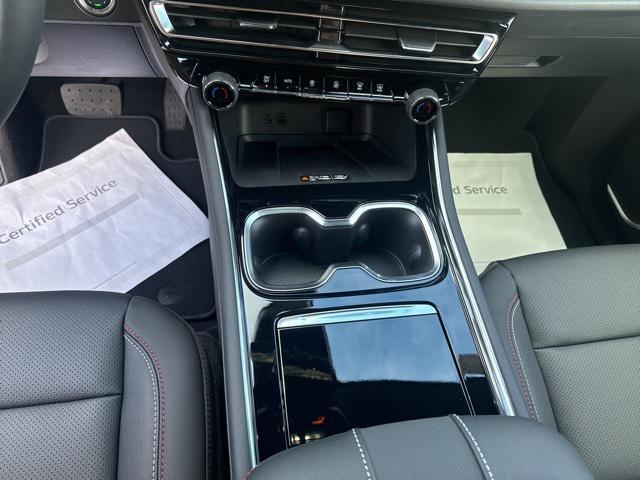 new 2026 Chevrolet Traverse car, priced at $55,450