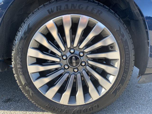 used 2020 Lincoln Navigator car, priced at $39,999