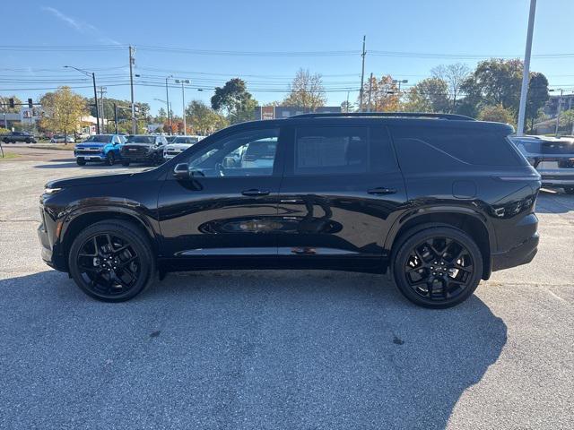 used 2025 Chevrolet Traverse car, priced at $53,999