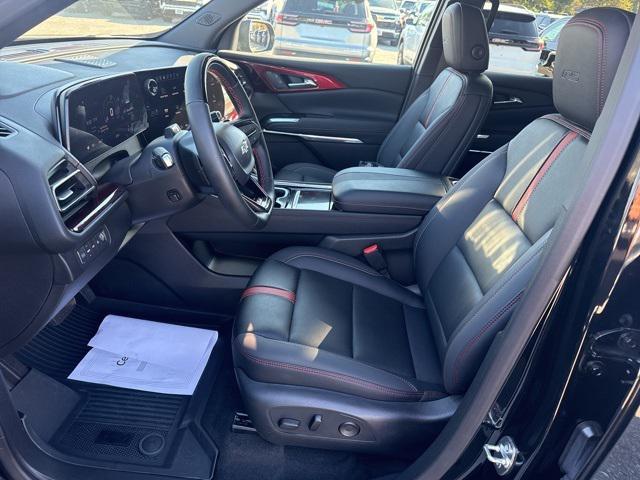 used 2025 Chevrolet Traverse car, priced at $53,999