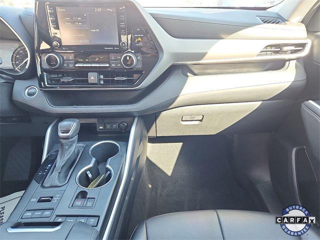 used 2021 Toyota Highlander car, priced at $29,999