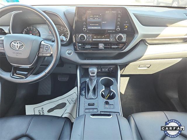 used 2021 Toyota Highlander car, priced at $29,999
