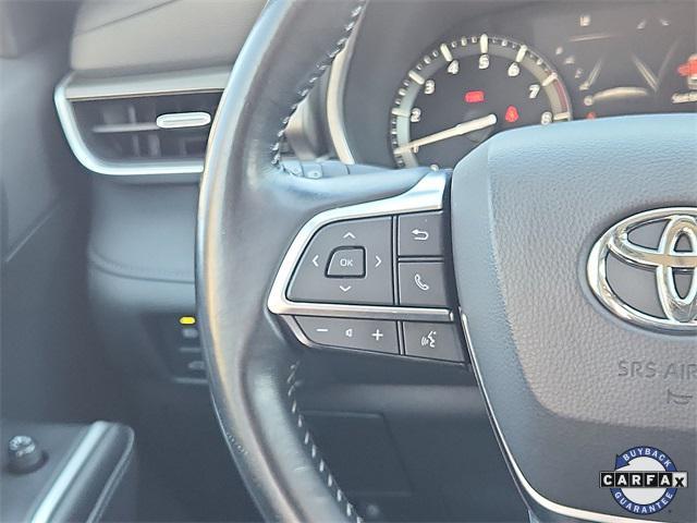 used 2021 Toyota Highlander car, priced at $29,999