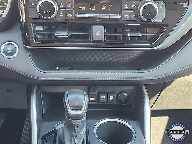 used 2021 Toyota Highlander car, priced at $29,999