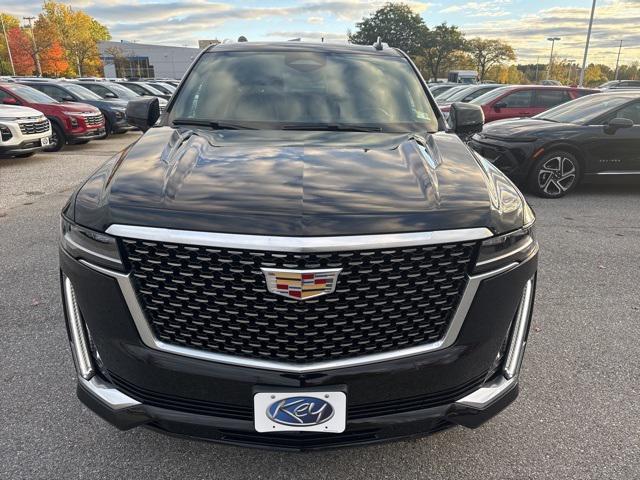 used 2023 Cadillac Escalade car, priced at $65,999