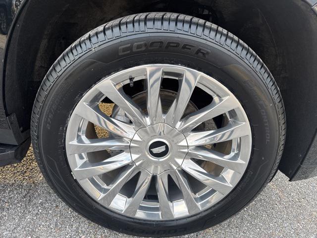 used 2023 Cadillac Escalade car, priced at $65,999