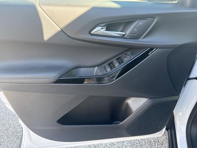 new 2026 Chevrolet Equinox car, priced at $30,320