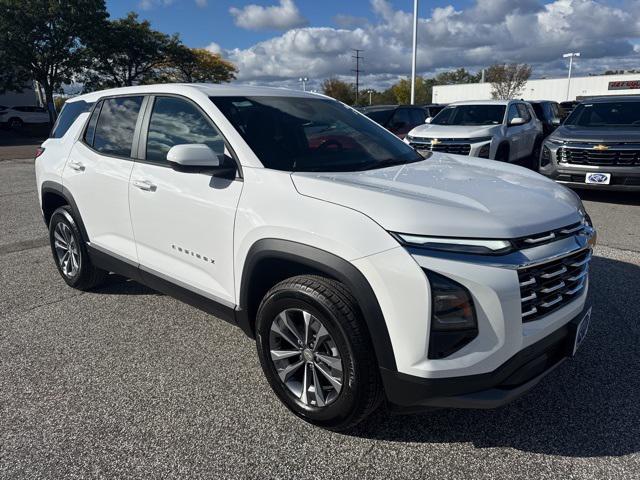 new 2026 Chevrolet Equinox car, priced at $30,320