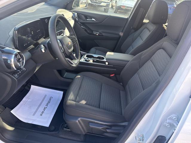 new 2026 Chevrolet Equinox car, priced at $30,320