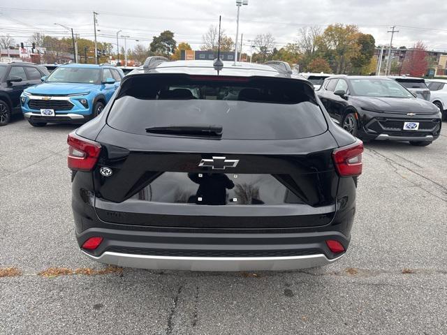 new 2025 Chevrolet Trax car, priced at $24,035