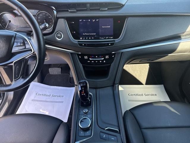 used 2025 Cadillac XT5 car, priced at $42,999