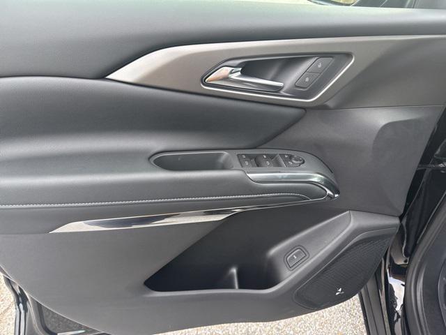 new 2026 Chevrolet Traverse car, priced at $43,620