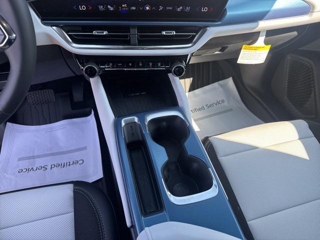 new 2025 Chevrolet Equinox EV car, priced at $40,820