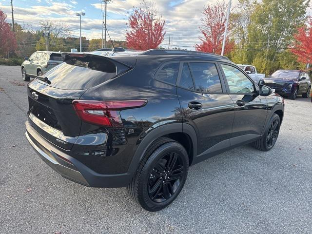 new 2025 Chevrolet Trax car, priced at $25,455