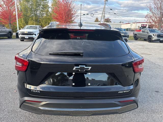 new 2025 Chevrolet Trax car, priced at $25,455