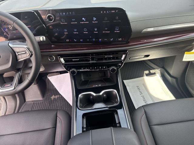 new 2026 Chevrolet Traverse car, priced at $52,220