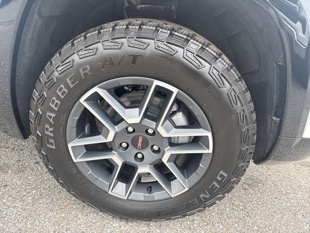 new 2026 GMC Terrain car, priced at $40,445