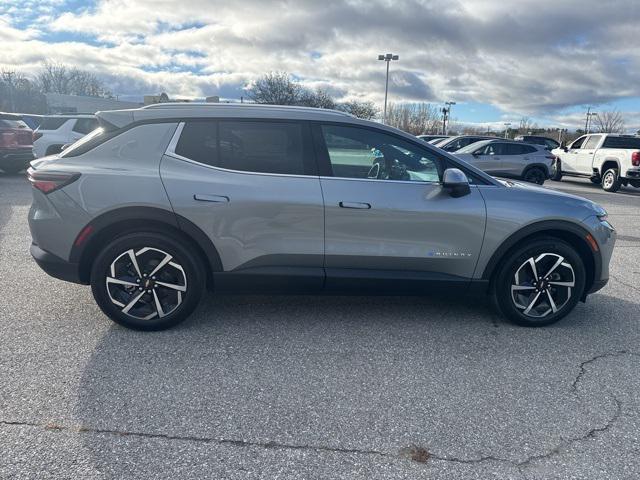 new 2026 Chevrolet Equinox EV car, priced at $40,590