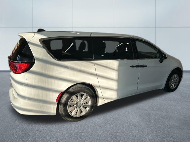 used 2019 Chrysler Pacifica car, priced at $16,999