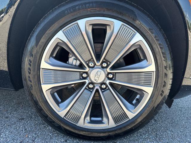 new 2026 Cadillac VISTIQ car, priced at $80,215