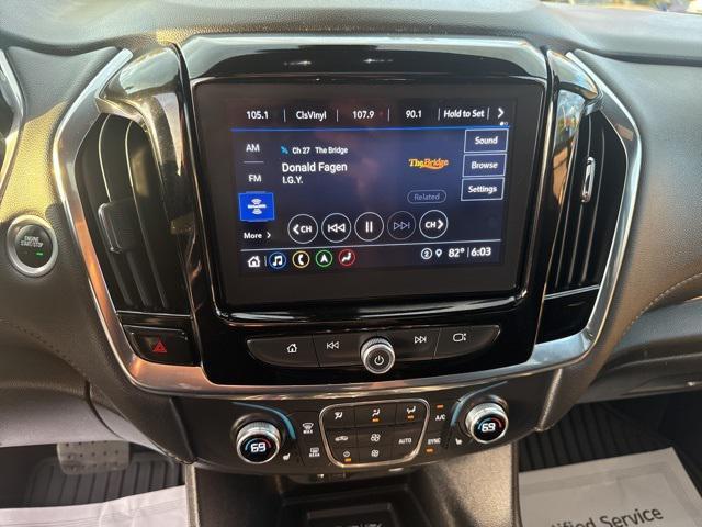 used 2023 Chevrolet Traverse car, priced at $29,999