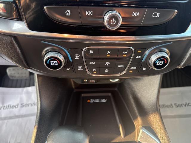 used 2023 Chevrolet Traverse car, priced at $29,999