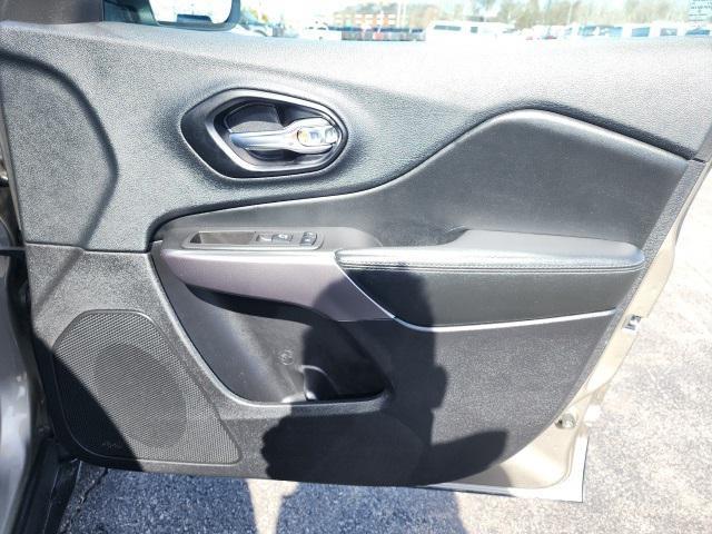 used 2021 Jeep Cherokee car, priced at $21,999