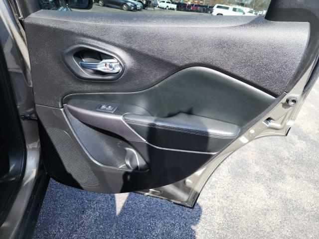 used 2021 Jeep Cherokee car, priced at $21,999