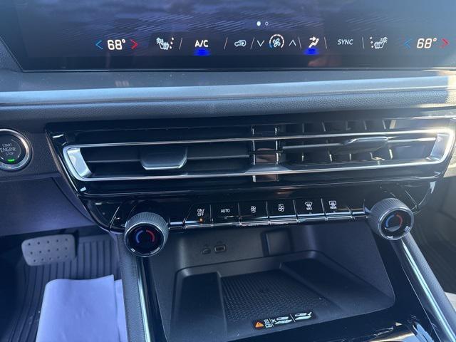 new 2026 Chevrolet Traverse car, priced at $44,620