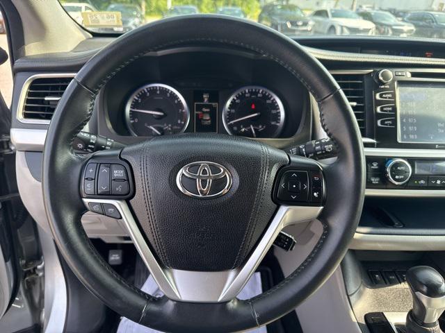 used 2016 Toyota Highlander car, priced at $19,499