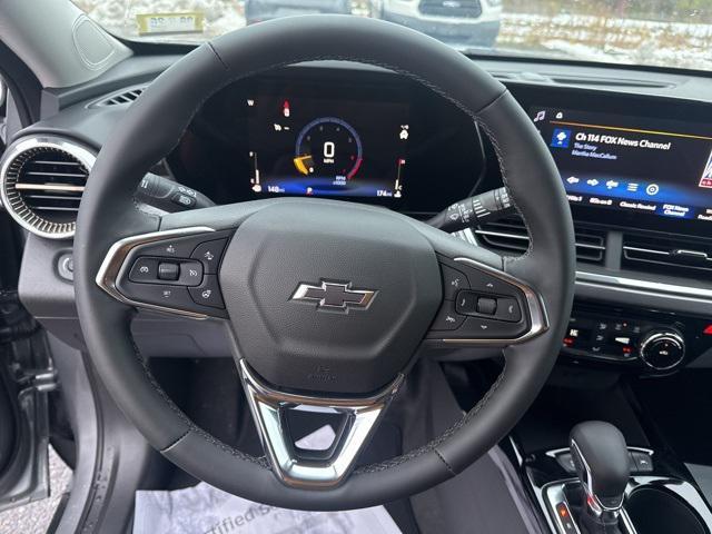 new 2025 Chevrolet Trax car, priced at $25,090