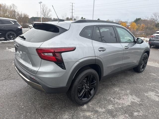 new 2025 Chevrolet Trax car, priced at $25,090