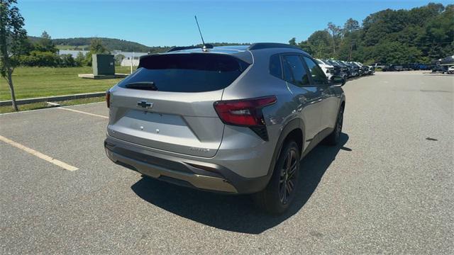 new 2025 Chevrolet Trax car, priced at $25,090