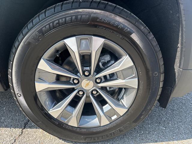 new 2026 Chevrolet Equinox car, priced at $30,820