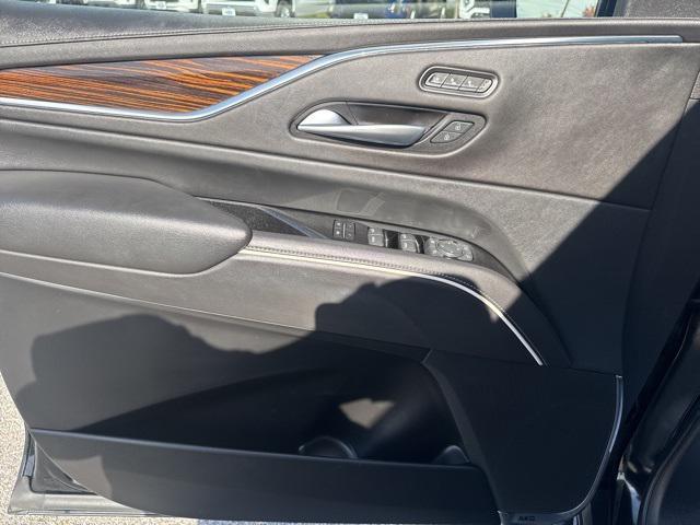 used 2021 Cadillac Escalade ESV car, priced at $52,999