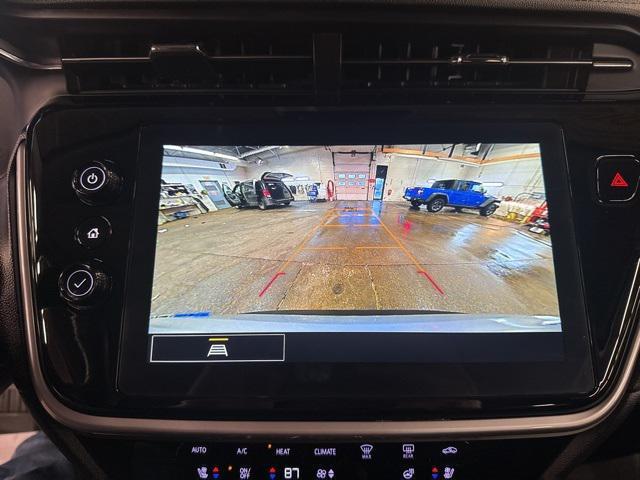 used 2023 Chevrolet Bolt EUV car, priced at $18,999