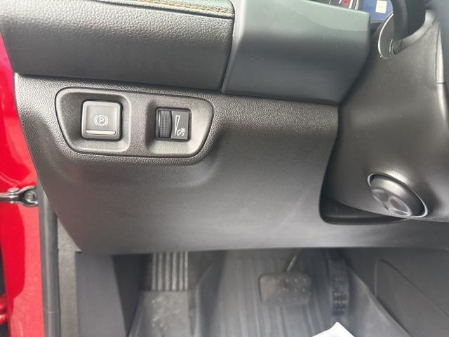 used 2023 GMC Acadia car, priced at $33,999