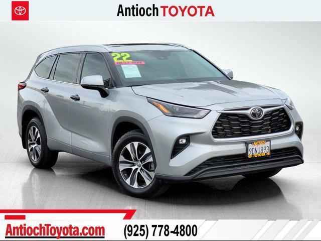 used 2022 Toyota Highlander car