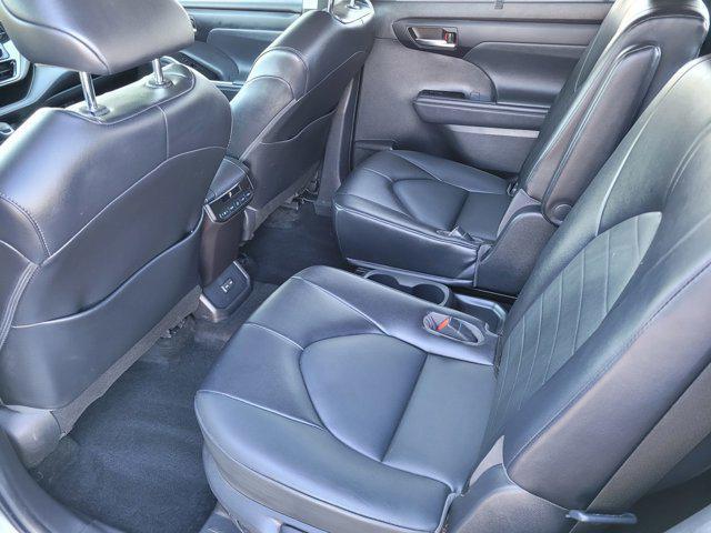used 2022 Toyota Highlander car, priced at $36,988
