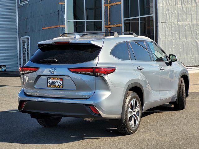 used 2022 Toyota Highlander car, priced at $36,988